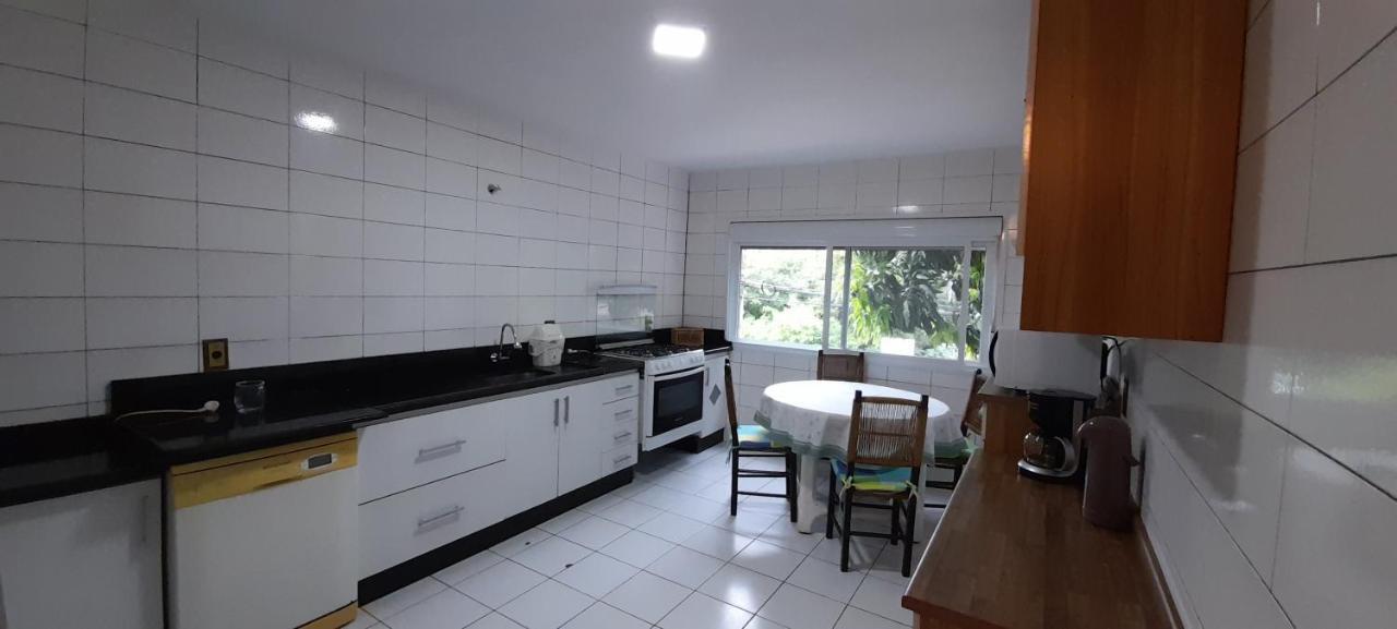 Apartamento Espacoso Com Estacionamento Incluido Foz do Iguaçu Exteriör bild